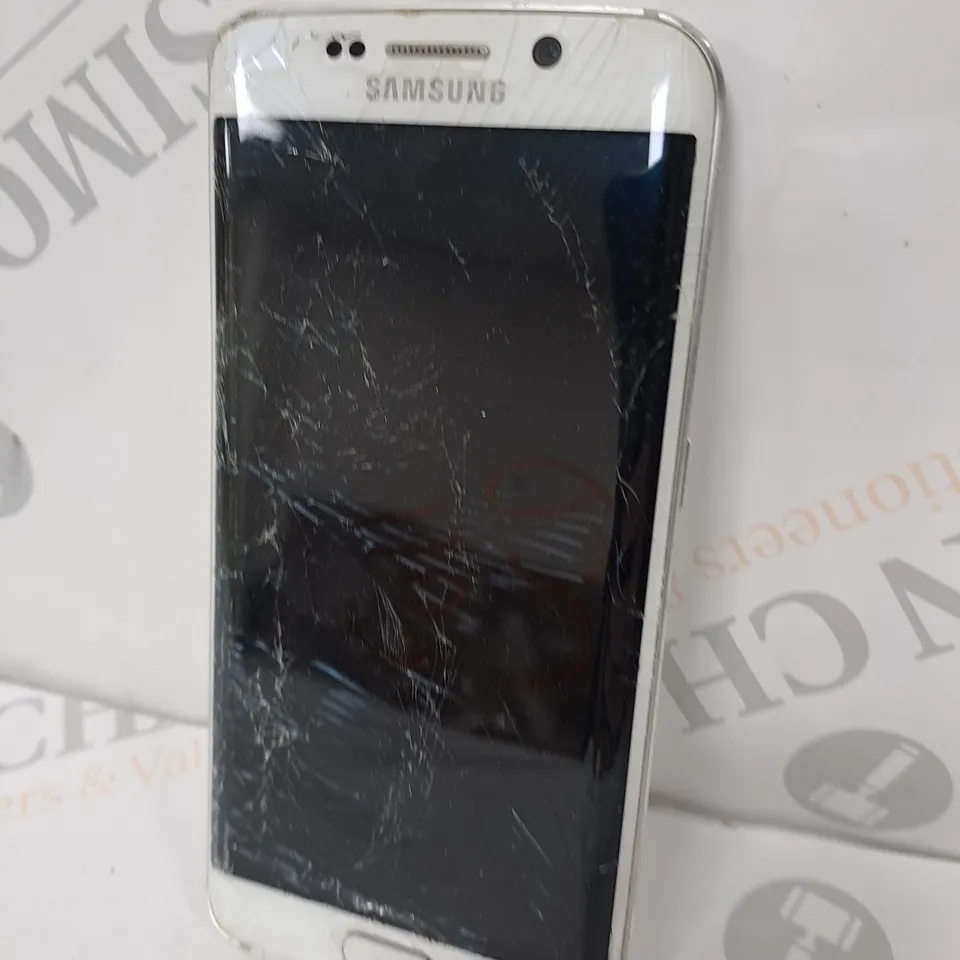 SAMSUNG GALAXY S6 SMARTPHONE 