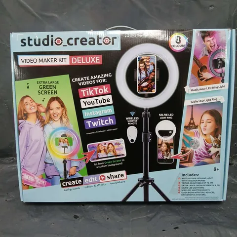 BOXED STUDIO_CREATOR VIDEO MAKER KIT DELUXE 