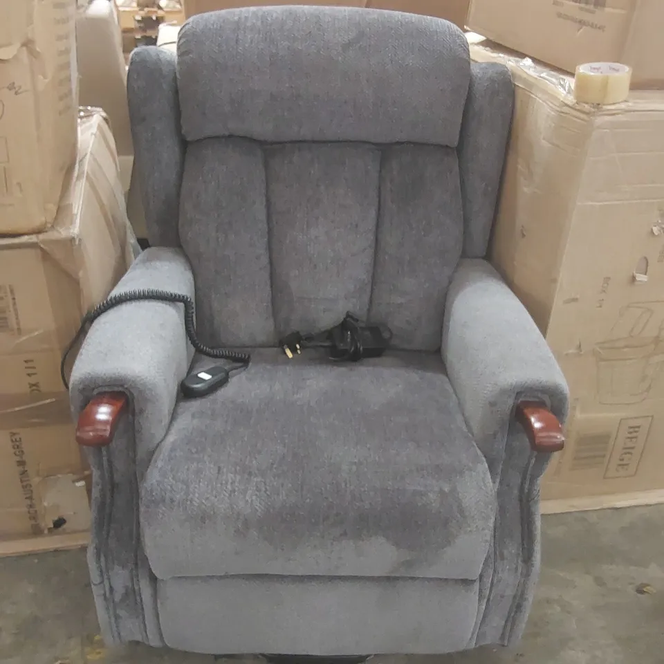 DESIGNER FABRIC UPHOLSTERED ELECTRIC RECLINING ARMCHAIR 