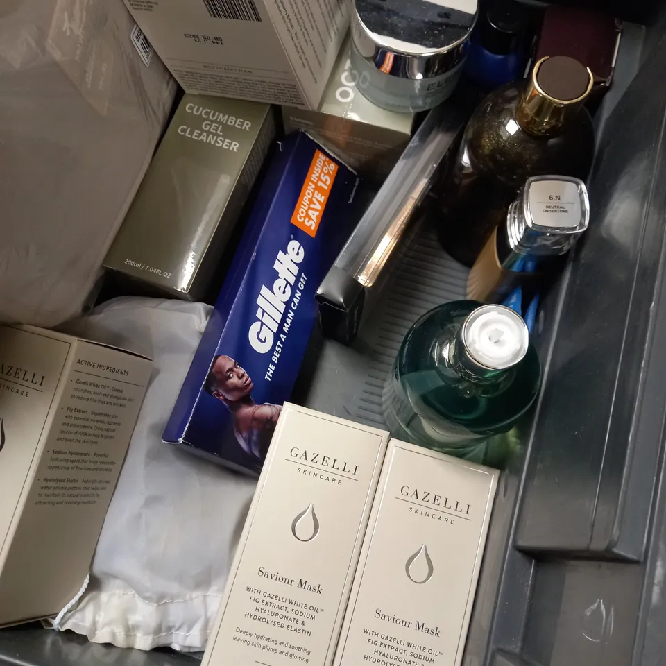 ASSORTMENT OF BEAUTY PRODUCTS APPROX. 20 ITEMS 