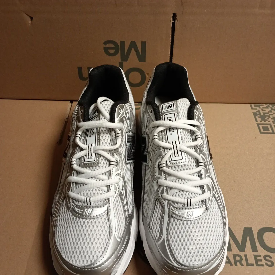 NEW BALANCE 740 SNEAKERS – UK SIZE 9