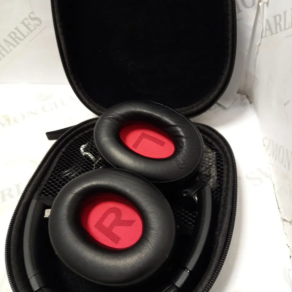 LINDY BNX-80 WIRELESS NOISE CANCELLING HEADPHONES