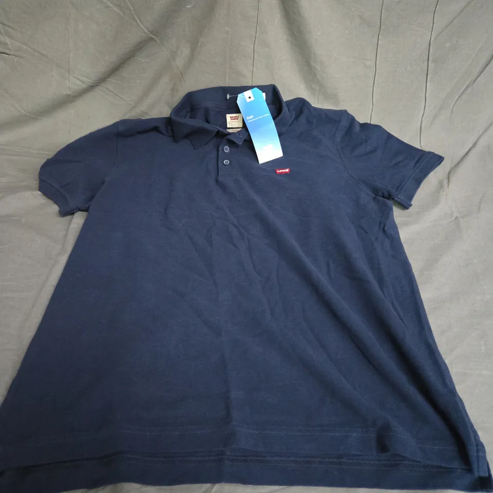 LEVI'S SHORT SLEEE COOL POLO SHIRT IN NAVY SIZE L