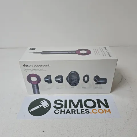 BOXED AND SEALED DUSON SUPERSONIC