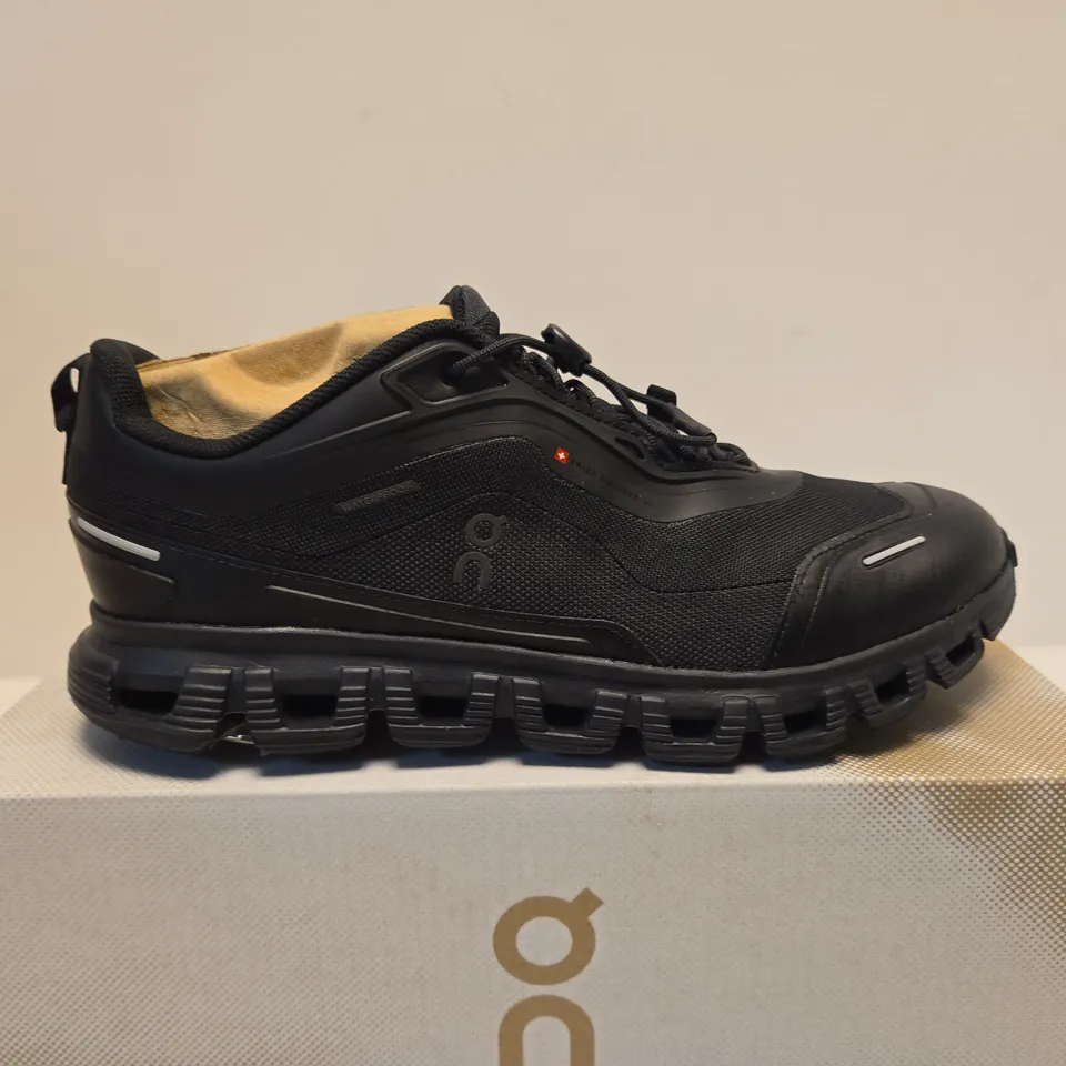BOXED PAIR OF ON RUNNING CLOUD 6 GEO WP SHOES – UK 7.5 - WOMENS 