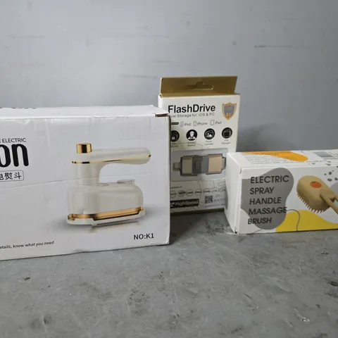 APPROXIMATELY 9 ASSORTED ITEMS TO INCLUDE - PORTABLE IRON , SPRAY HANDLE MASSAGE BRUSH, FLASHDRIVE ETC