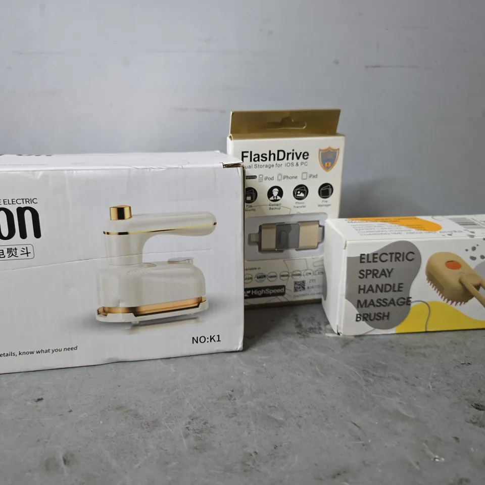 APPROXIMATELY 9 ASSORTED ITEMS TO INCLUDE - PORTABLE IRON , SPRAY HANDLE MASSAGE BRUSH, FLASHDRIVE ETC