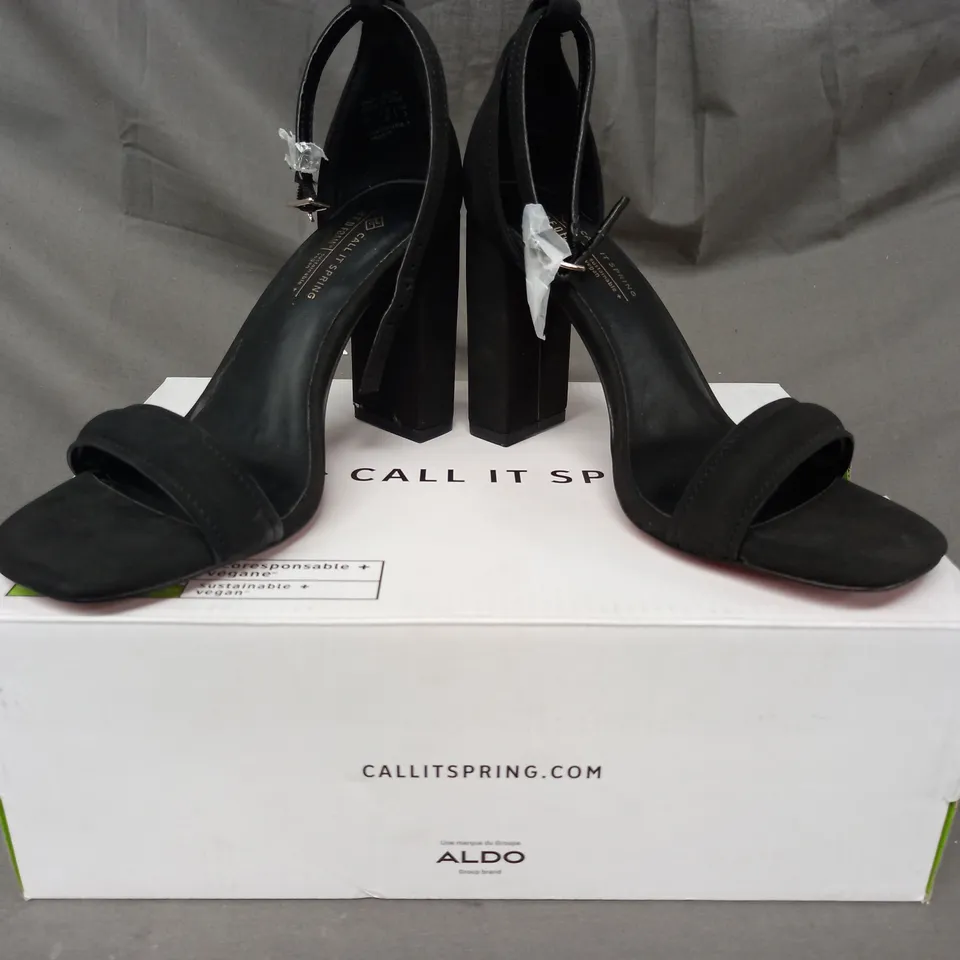 BOXED PAIR OF CALL IT SPRING KATARINA OPEN TOE BLOCK HEEL SANDALS IN BLACK UK SIZE 3