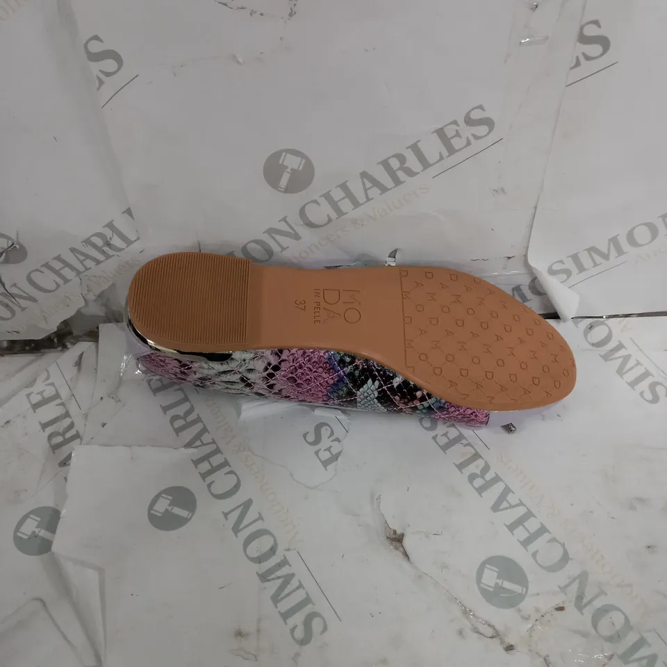 LILAC DETAILED BOXED PUMPS SIZE 4 