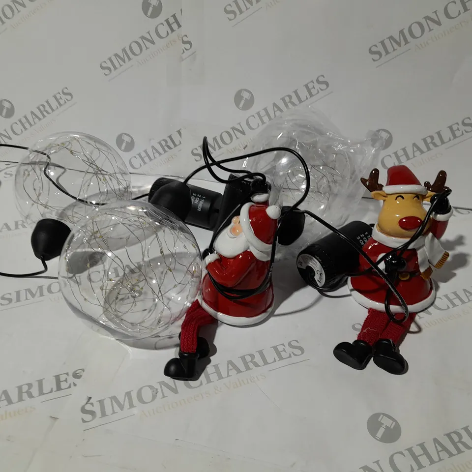 ROUND LIGHTS WITH CLIMBING SANTA - COLLECTION ONLY