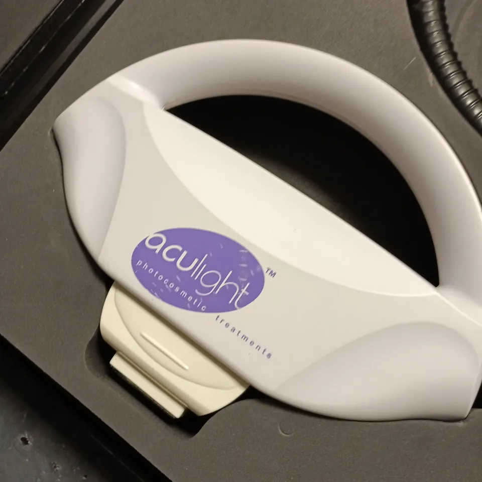 ACULIGHT PHOTOCOSMETIC TREATMENTS HANDHELD DEVICE