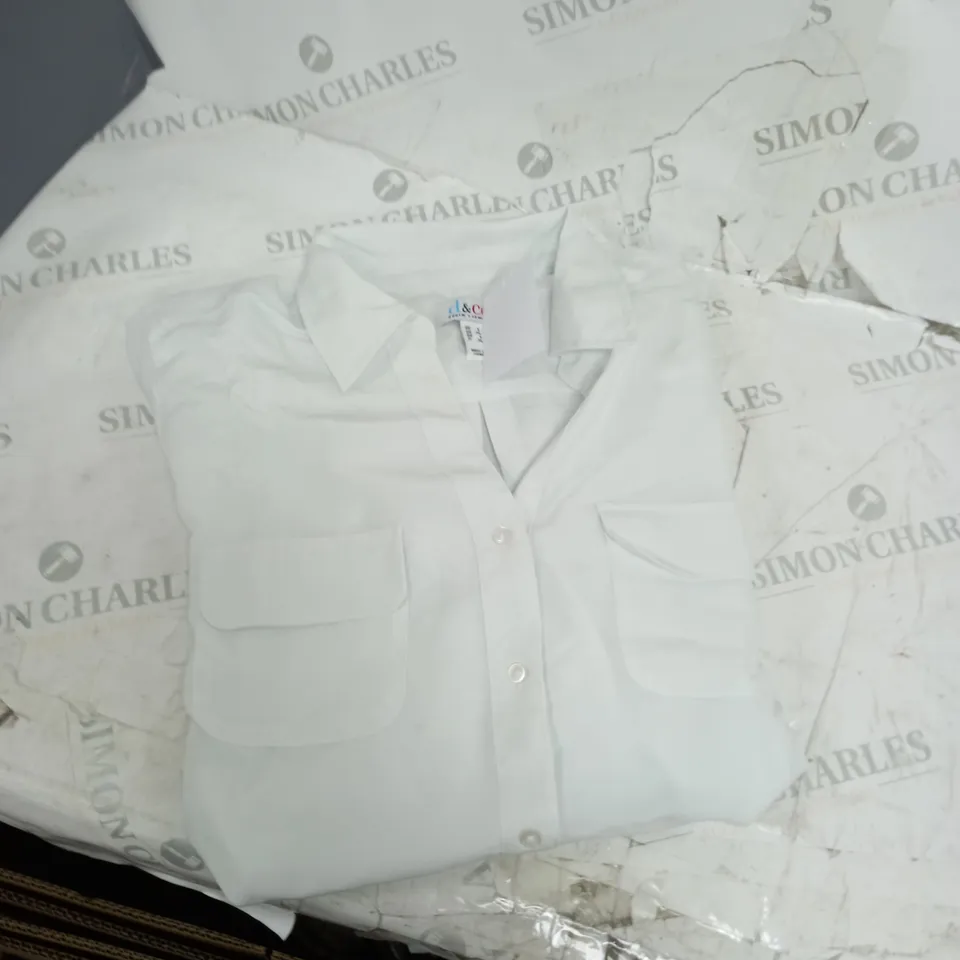 BOX OF ASSORTED WOMENS CLOTHING TO INCLUDE JEANS, TROUSERS, COATS ETC 
