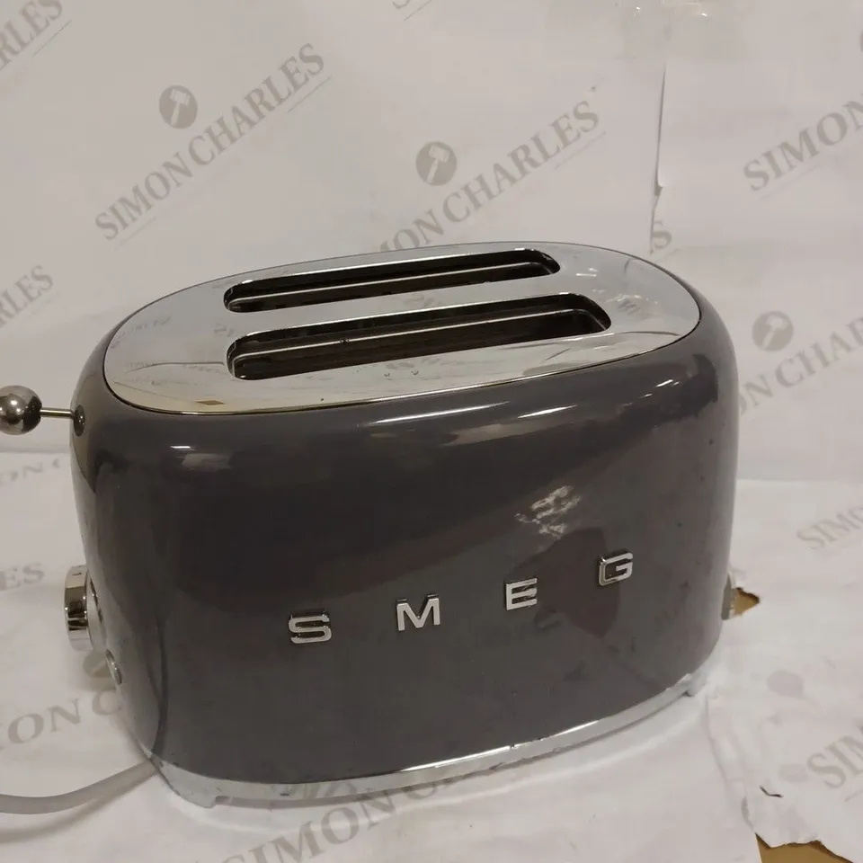 SMEG TSF01GRUK TOASTER