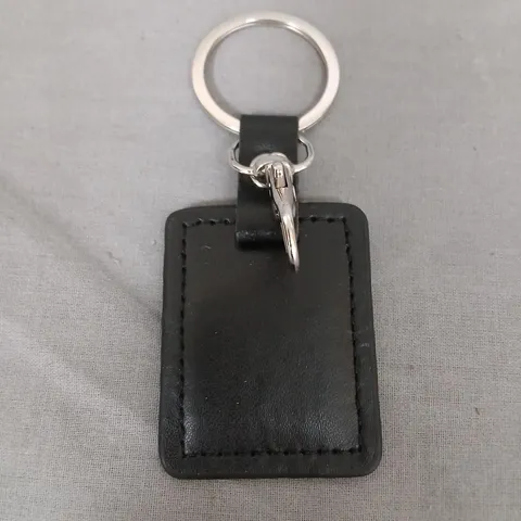ANTHONY JAMES LEATHER SQUARE KEY RING – BLACK WITH RING & CLIP (SKU A1A001)