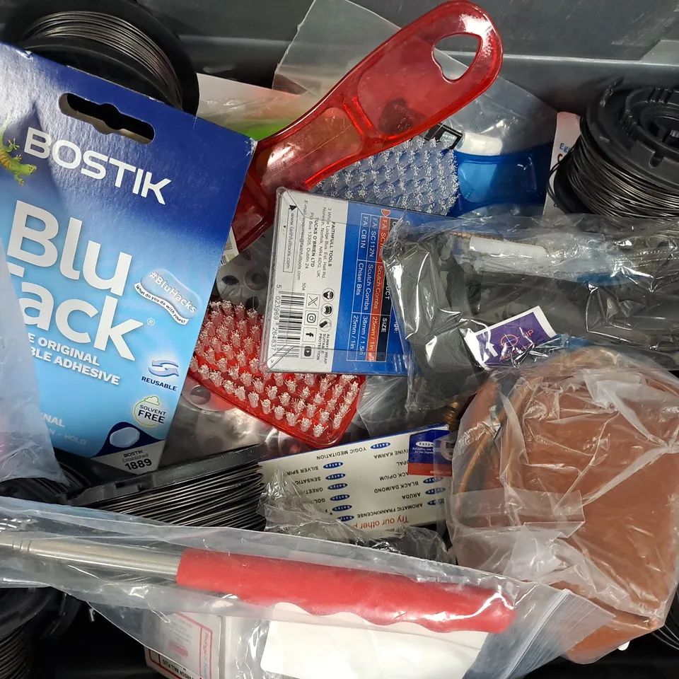 APPROXIMATELY 15 ASSORTED HOUSEHOLD ITEMS TO INCLUDE WINDOW STICKER FLY TRAPS, BLU TACK, ETC
