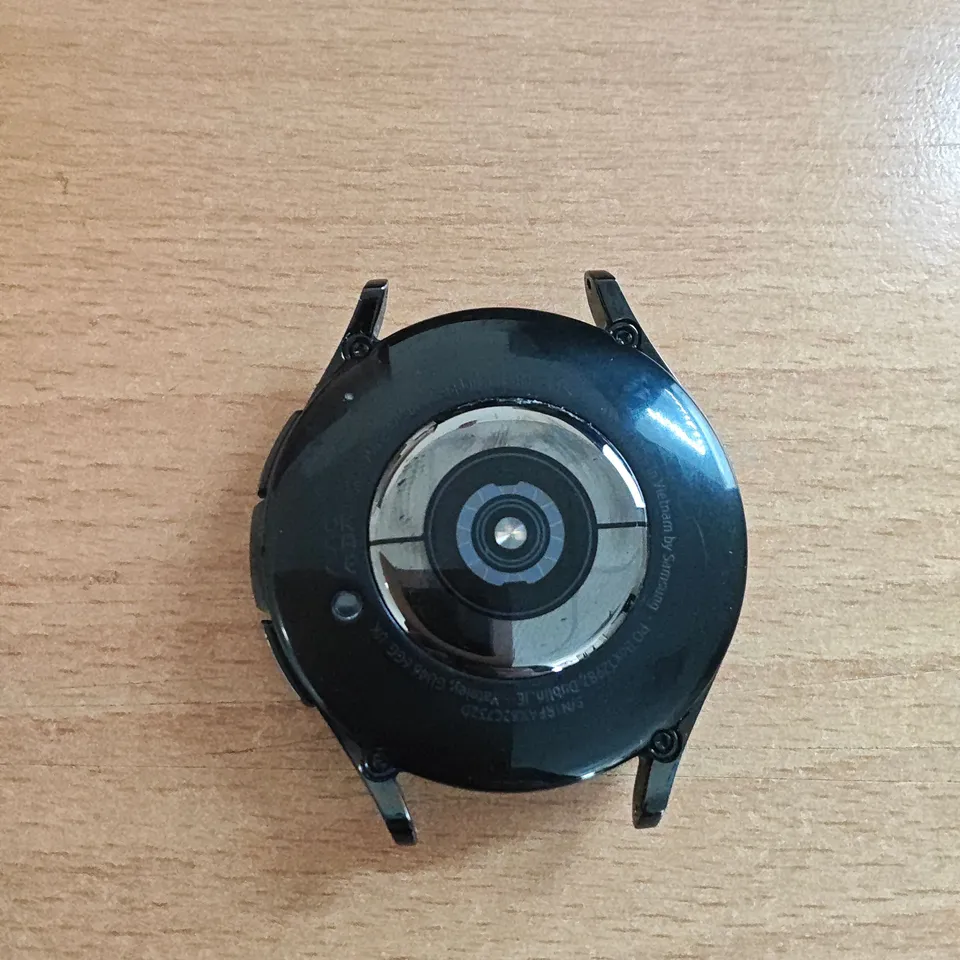 BOXED SAMSUNG GALAXY WATCH 6 CLASSIC WITH 2 STRAPS - SM-R960