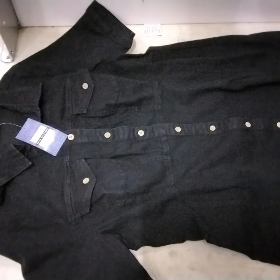 7BOX CONTAINING NINA LEONARD BLACK  DENIM  DRESS SIZE XL, 6 PCS AND 3 PCS WYNNE LAYERS JUMPER SIZE XL