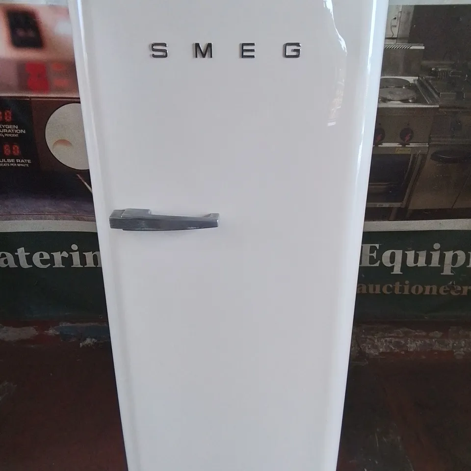 SMEG FREESTANDING REFRIGERATOR IN CREAM - FAB28RCR5