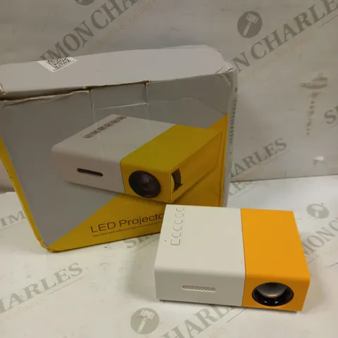 DESIGNER HIGH RESOLUTION LED PROJECTOR