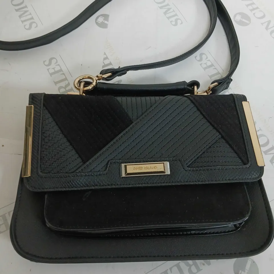 RIVER ISLAND BAG IN BLACK & GOLD