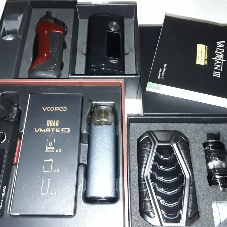 LOT OF 10 ASSORTED ELECTRONIC E-CIGS