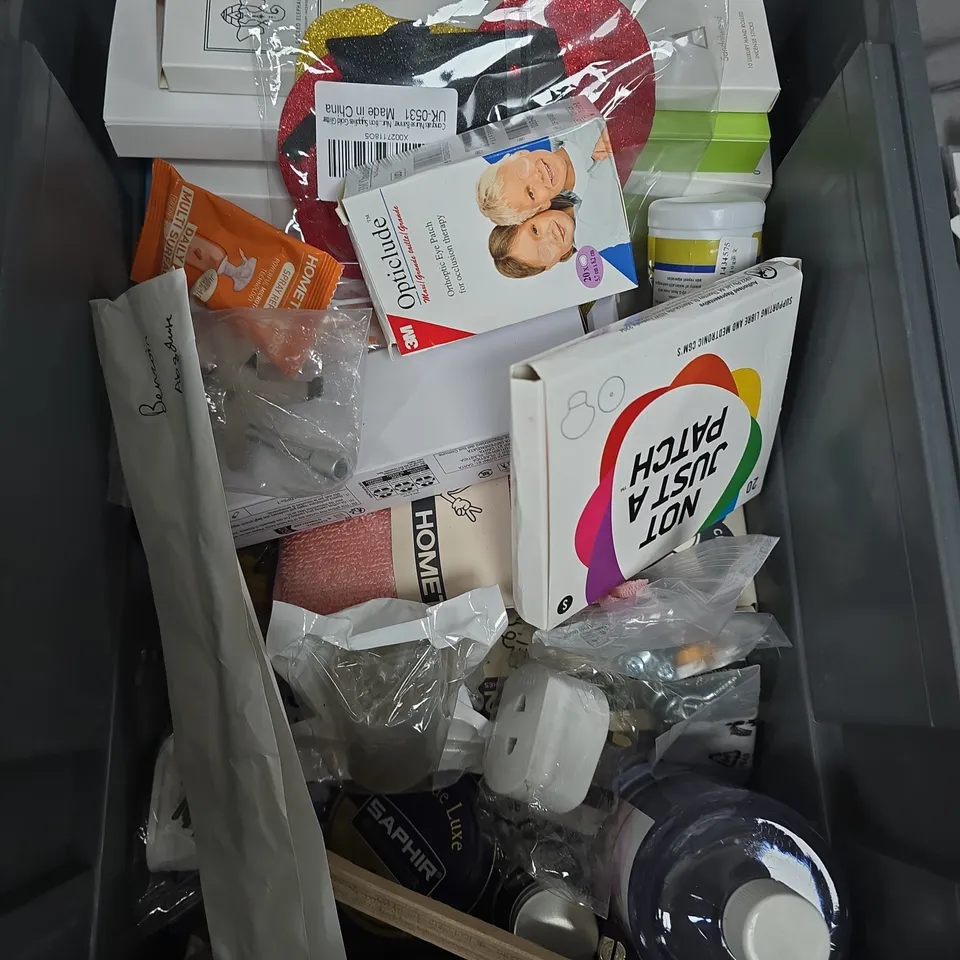 BOX OF ASSORTED ITEMS TO INCLUDE - CALCULATE - STICKERS - PEN  