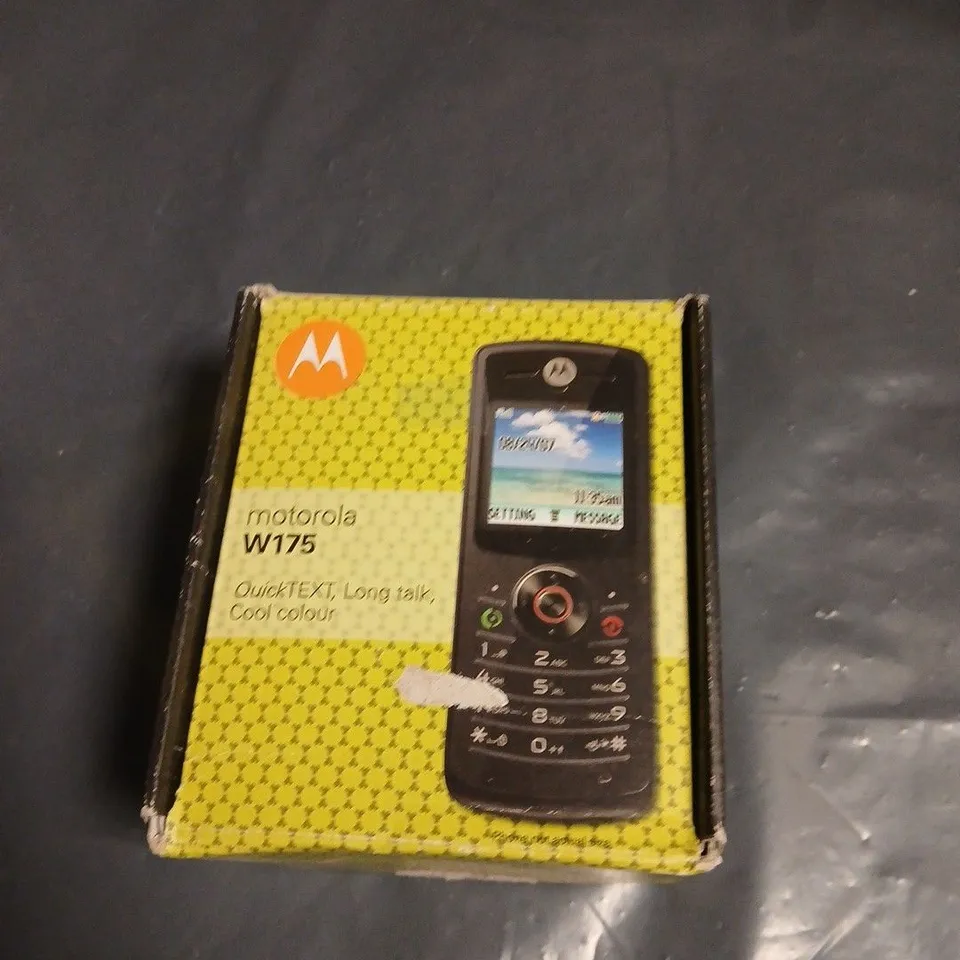 MOTOROLA W175 MOBILE PHONE
