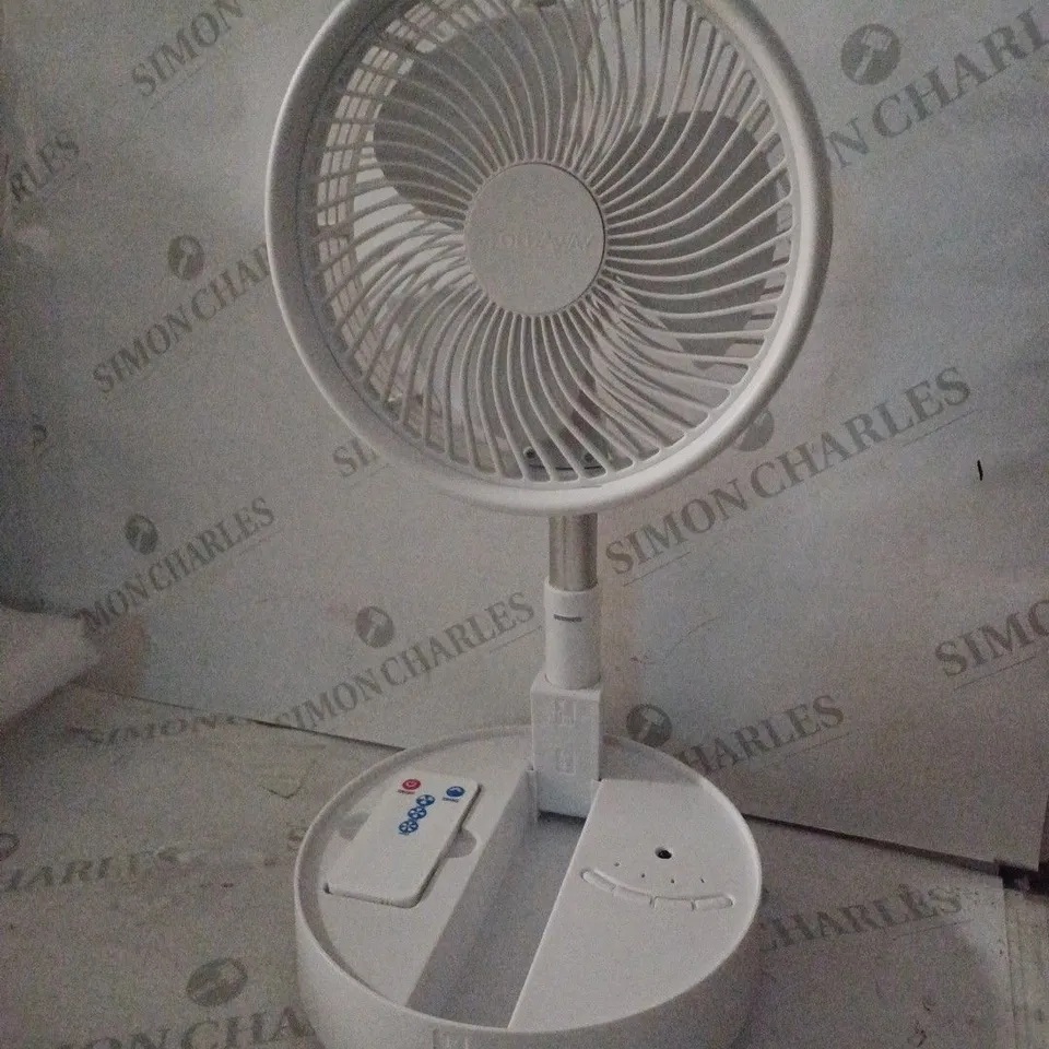 BELL & HOWELL OSCILLATING FOLDING RECHARGEABLE FAN, WHITE