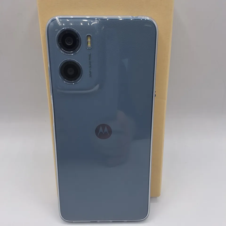 BOXED MOTOROLA MOTO E15 2+64GB IN MISTY BLUE - XT2523-6