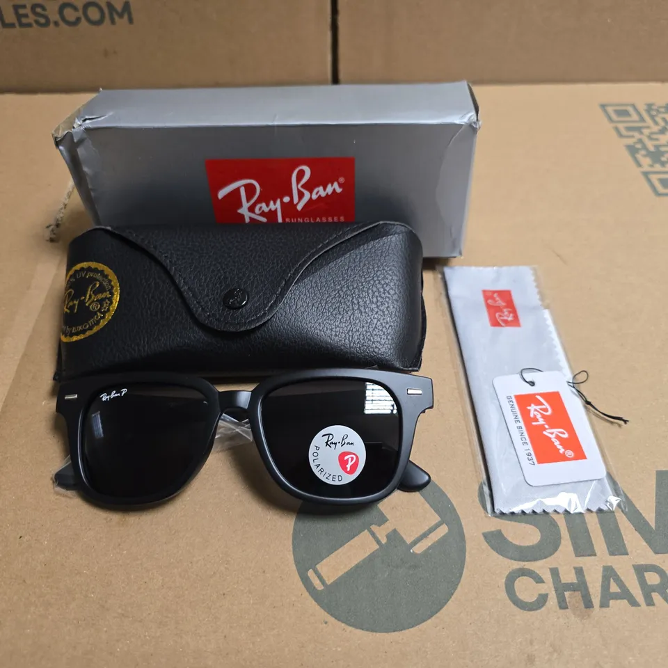 RAY-BAN WAYFARER SUNGLASSES - BLACK, POLARIZED (WITH CASE, BOX & CLEANING CLOTH)