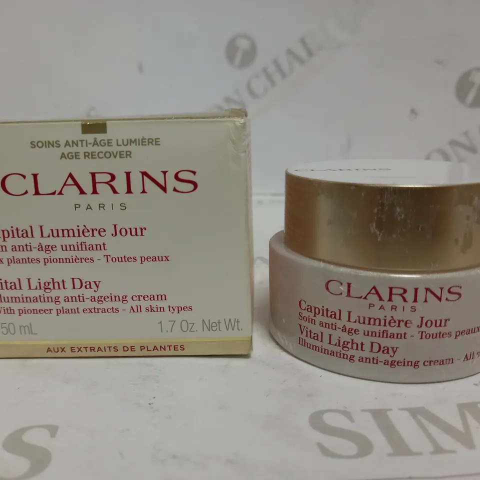 CLARINS VITAL LIGHT DAY ANTI-AGEING CREAM 50ML