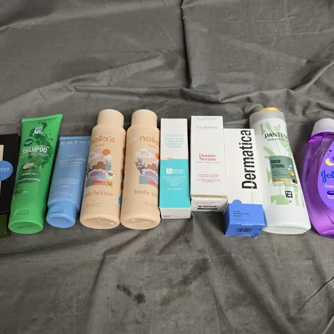APPROXIMATELY 12 ASSORTED HEALTH & BEAUTY PRODUCTS TO INCLUDE BEDTIME BATH, GIVE ME SHAMPOO, AND NALAS BABY LOTION ETC.