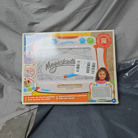 BOXED TOMY MEGASKETCHER CLASSIC KIDS TOY