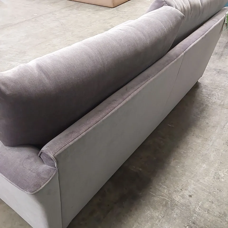 DESIGNER CORNER SOFA PIECE UPHOLSTERED IN LILAC FABRIC WITH CUSHIONS - INCOMPLETE SOFA PIECE