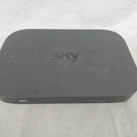 SKY ER115 BROADBAND ROUTER/MODEM – BLACK