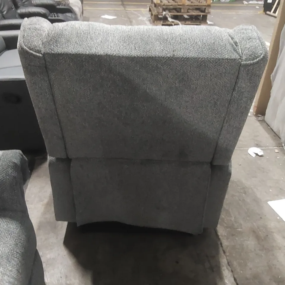 QUALITY DESIGNER FABRIC UPHOLSTERED ELECTRIC RECLINER ARMCHAIR