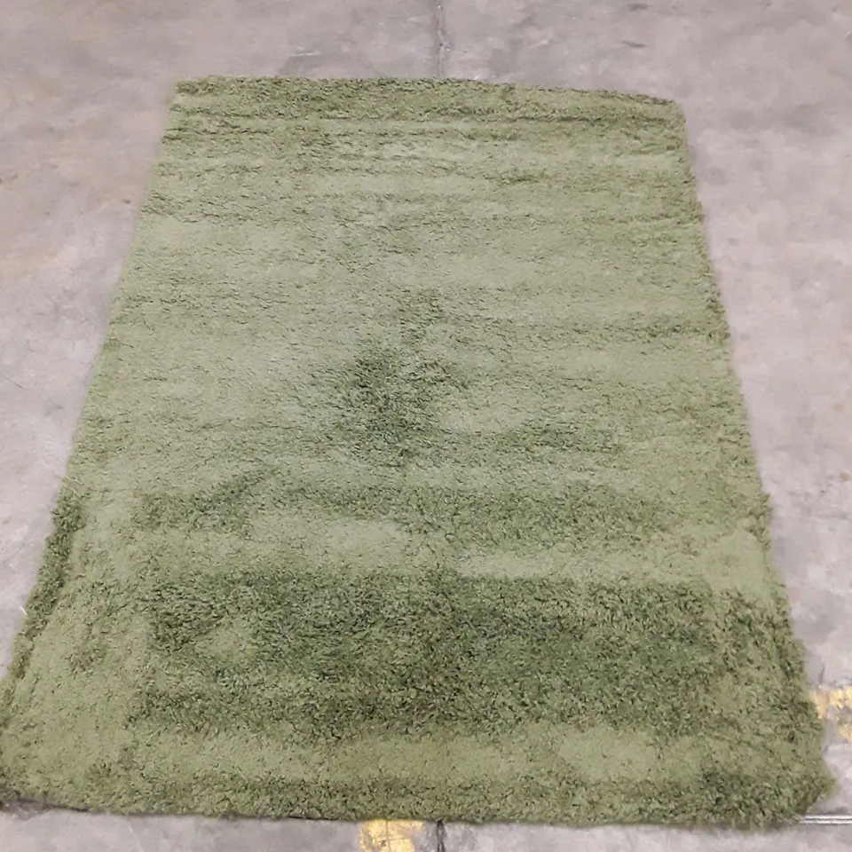 GREEN SHAGGY RUG – AREA RUG 165X120CM APPROX