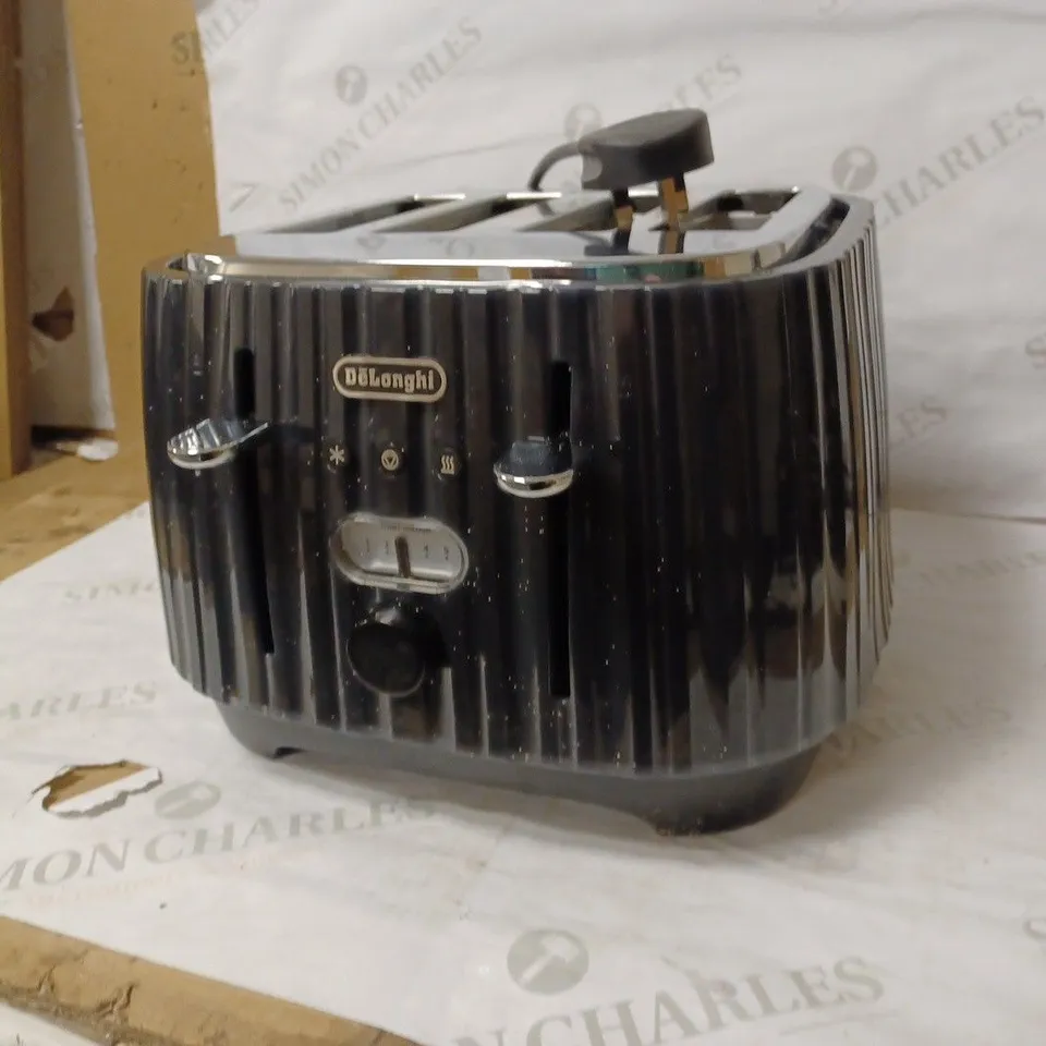DELONGHI BALLERINA 4 SLICE TOASTER RRP £69