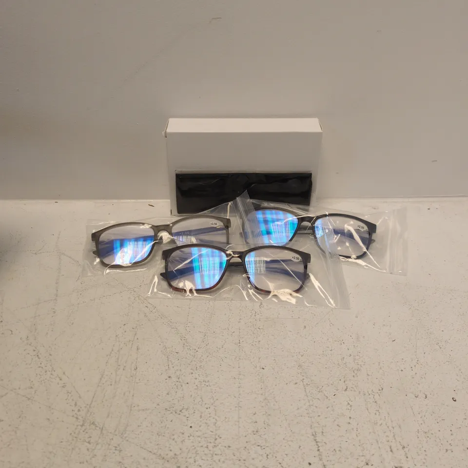 FSREAD THREE PACK READING GLASSES +2.50 D – MIXED FRAMES (NEW)