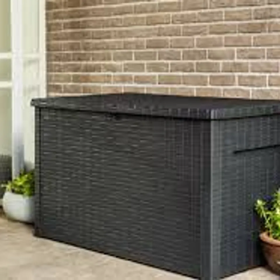 BOXED VIDA PRIANO LAUNDRY CHEST - GREY & OAK (1 BOX)