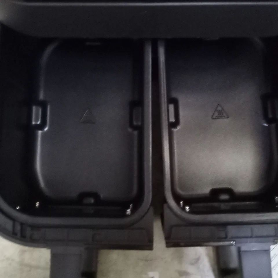BOXED INSTANT VORTEX 8 IN 1 PLUS DOUBLE AIR FRYER 7.6L 
