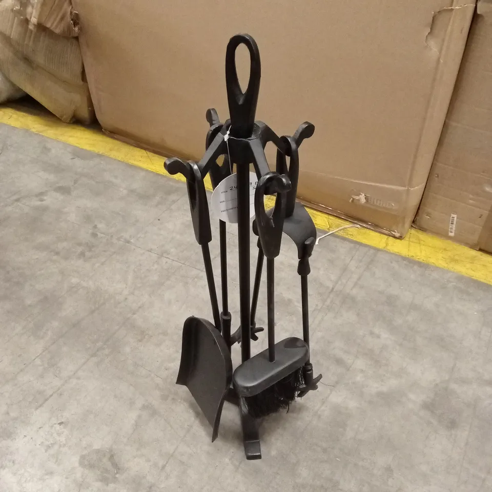 FIRESIDE TOOLS SET - BLACK