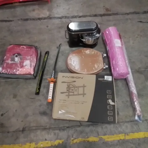 PALLET CONTAINING ASSORTED HOUSEHOLD PRODUCTS. INCLUDES TOILET SEAT, PLASTIC TOY KIDS SWORD, HEATED THROW, YOGA MAT, ARM MOUNT, KITCHEN MIXER ETC