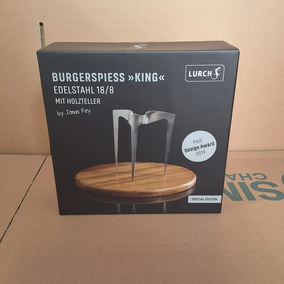 BOXED LURCH BURGER SKEWER KING STAINLESS STEEL 18/8 | WITH WOODEN PLATE