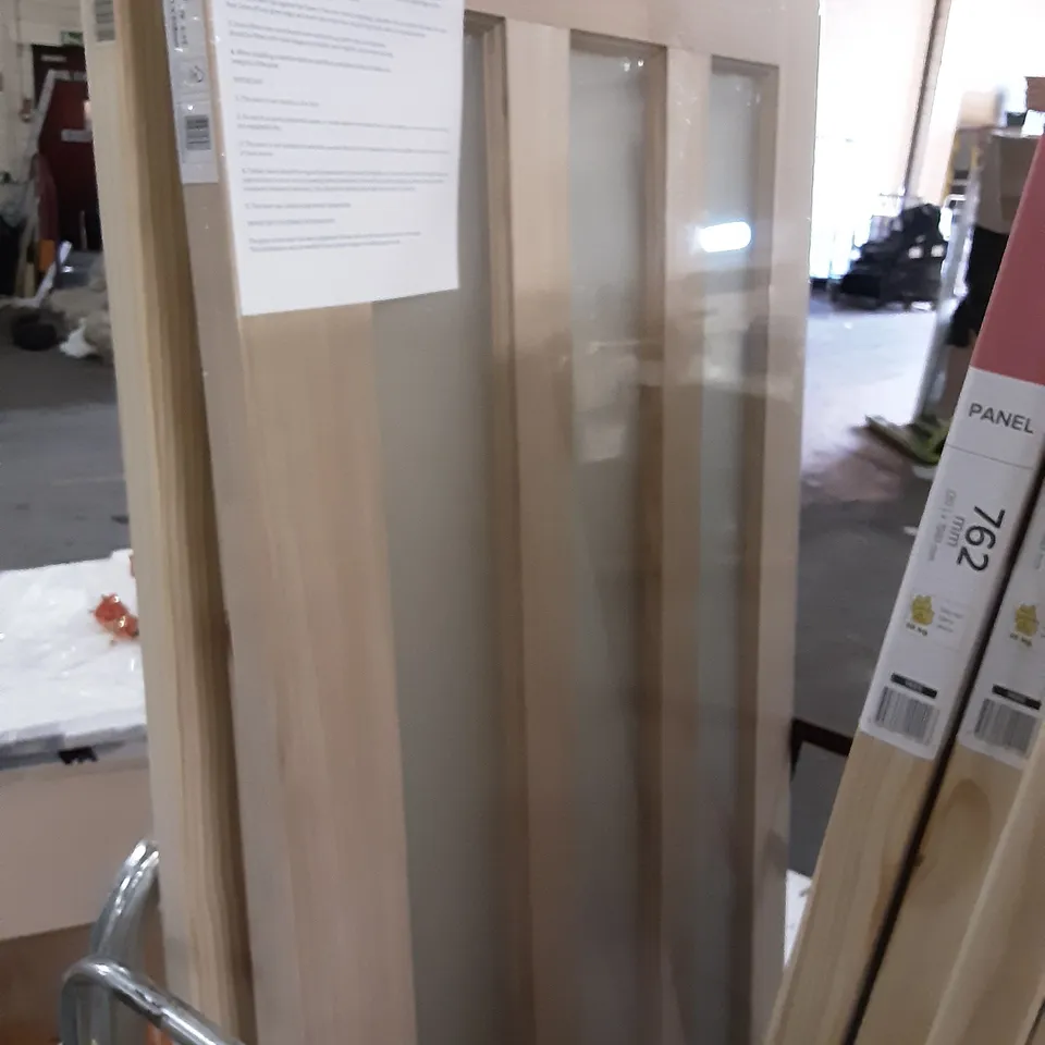 BRAND NEW VERTICAL 3 PANEL , OAK VENEER,  INTERNAL,  78" X 33"