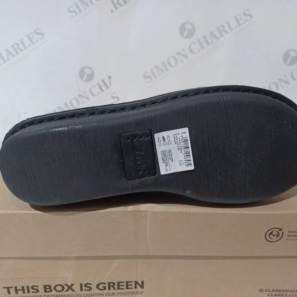 CLARKS FUNNY DREAM IN BLACK - UK 7 