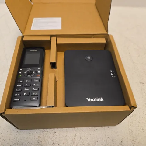 YEALINK DESK PHONE WITH BASE UNIT