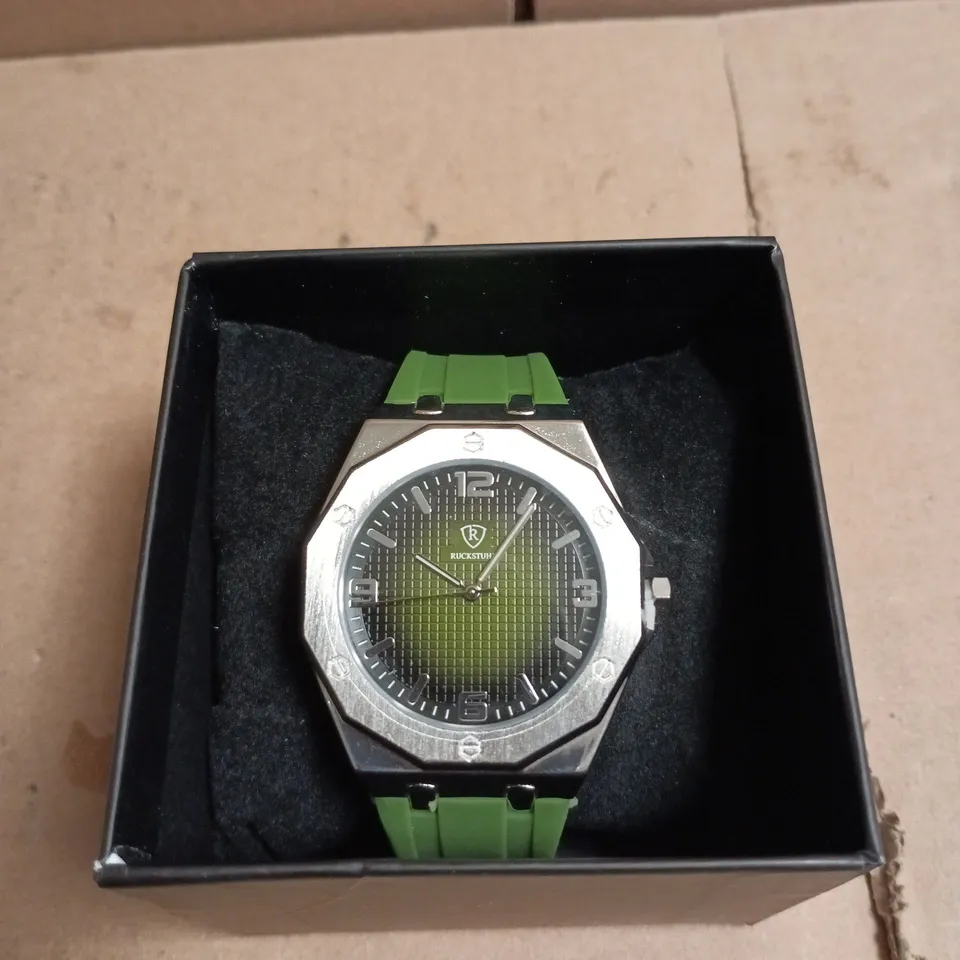 MENS RUCKSTUHL WATCH – BRAND NEW IN BOX – TEXTURED DIAL – RUBBER SPORTS STRAP – 3ATM WATER RESISTANT