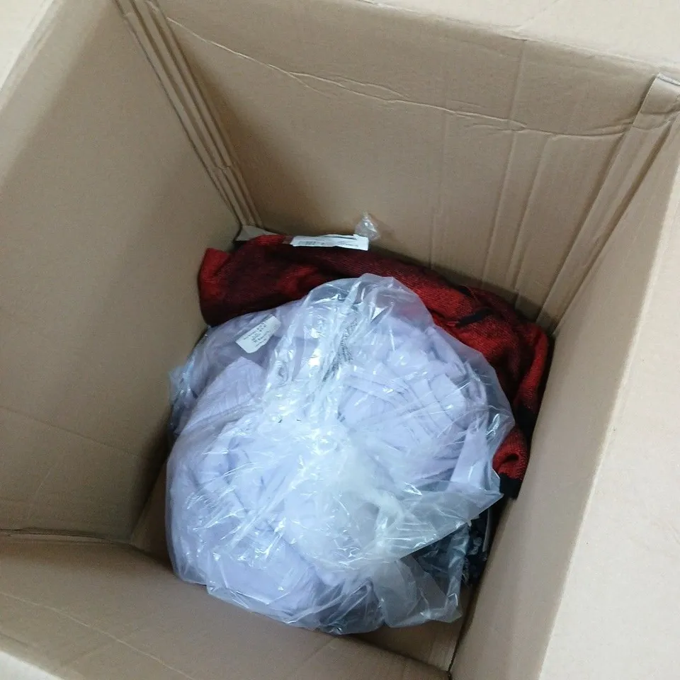 NORTHERN NIGHTS SIGNATURE DUCK DOWN DUVET – WHITE, PACKAGED AND ASSORTED QUANTIY OF CLOTHING.