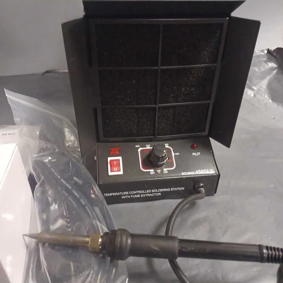 SOLMAX 456DLX SOLDERING IRON AND ACCESSORIES